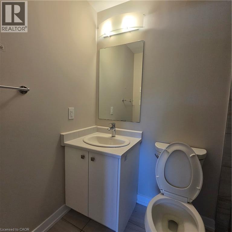 E9-20 Palace Place, Kitchener, ON, N2E 0J3 - 19