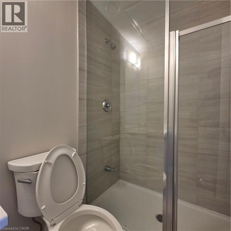 E9-20 Palace Place, Kitchener, ON, N2E 0J3 - 17