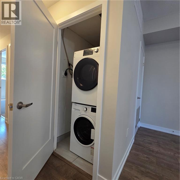 E9-20 Palace Place, Kitchener, ON, N2E 0J3 - 13
