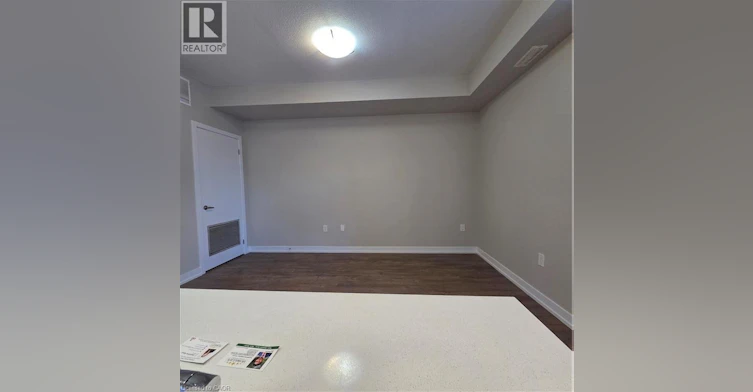 E9-20 Palace Place, Kitchener, ON, N2E 0J3 - 9