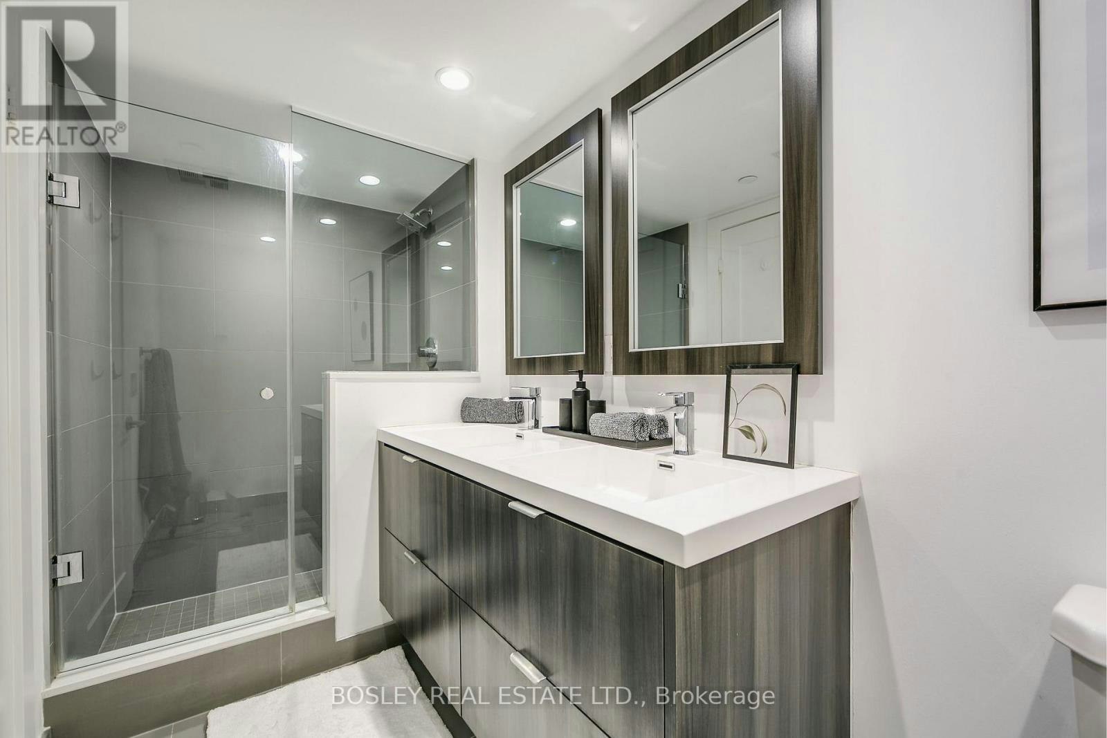 TH112-80 Vanauley Street, Toronto, ON, M5T 0C9 - 29