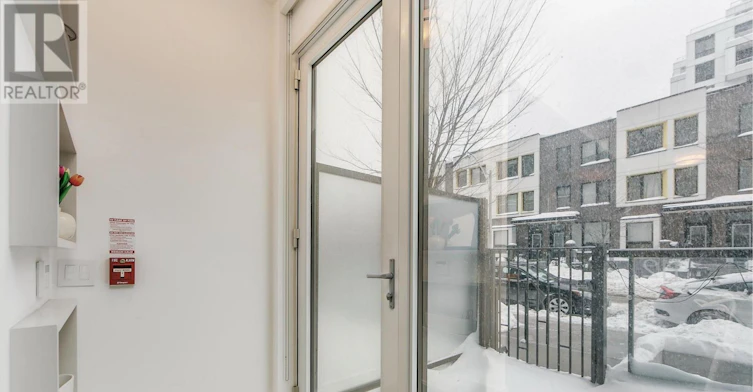 TH112-80 Vanauley Street, Toronto, ON, M5T 0C9 - 10