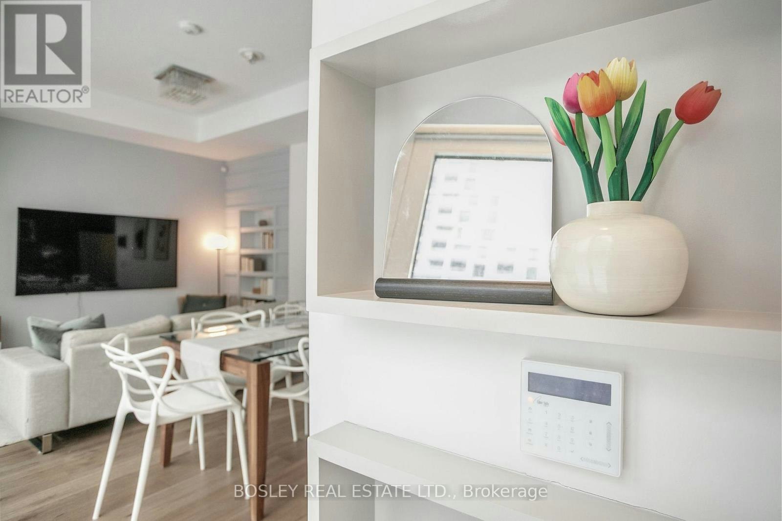 TH112-80 Vanauley Street, Toronto, ON, M5T 0C9 - 11
