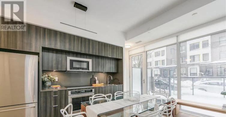 TH112-80 Vanauley Street, Toronto, ON, M5T 0C9 - 3