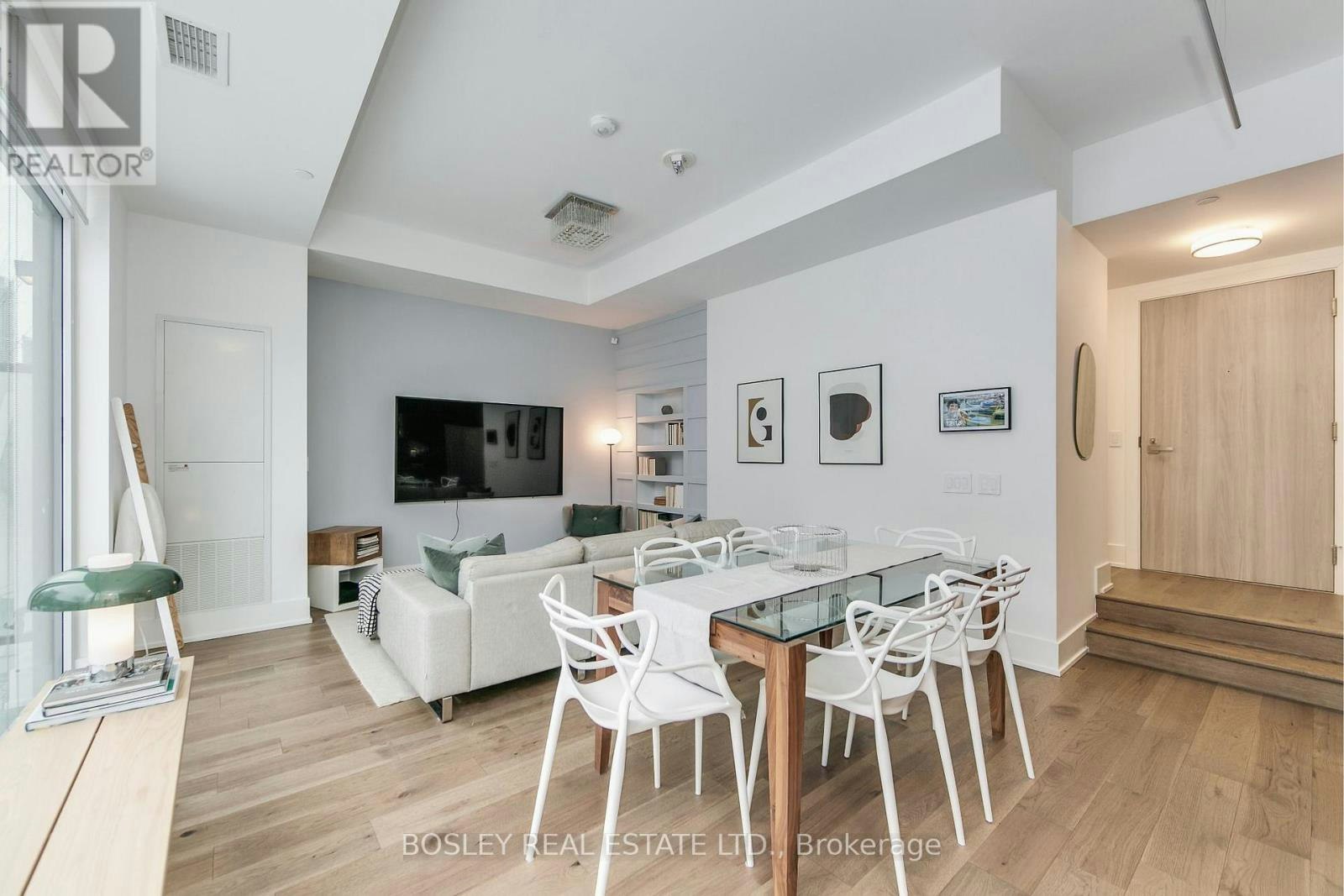 TH112-80 Vanauley Street, Toronto, ON, M5T 0C9 - 8