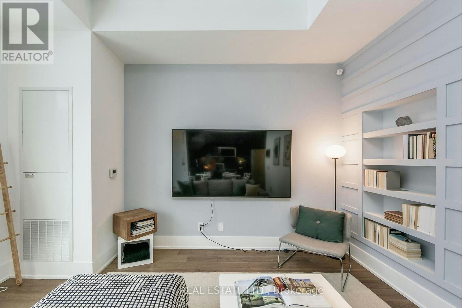 TH112-80 Vanauley Street, Toronto, ON, M5T 0C9 - 12