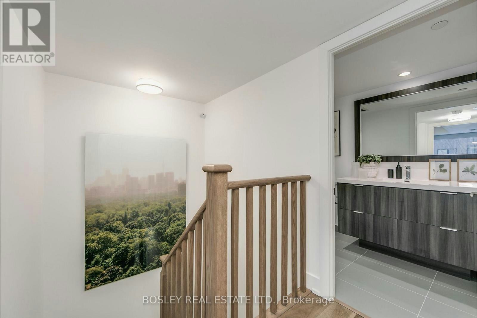 TH112-80 Vanauley Street, Toronto, ON, M5T 0C9 - 23
