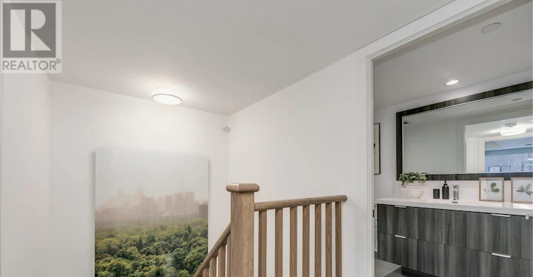 TH112-80 Vanauley Street, Toronto, ON, M5T 0C9 - 23
