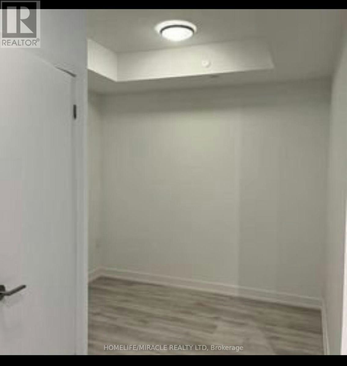 N530-7 Golden Lion Heights, Toronto, ON, M2M 0C1 - 9
