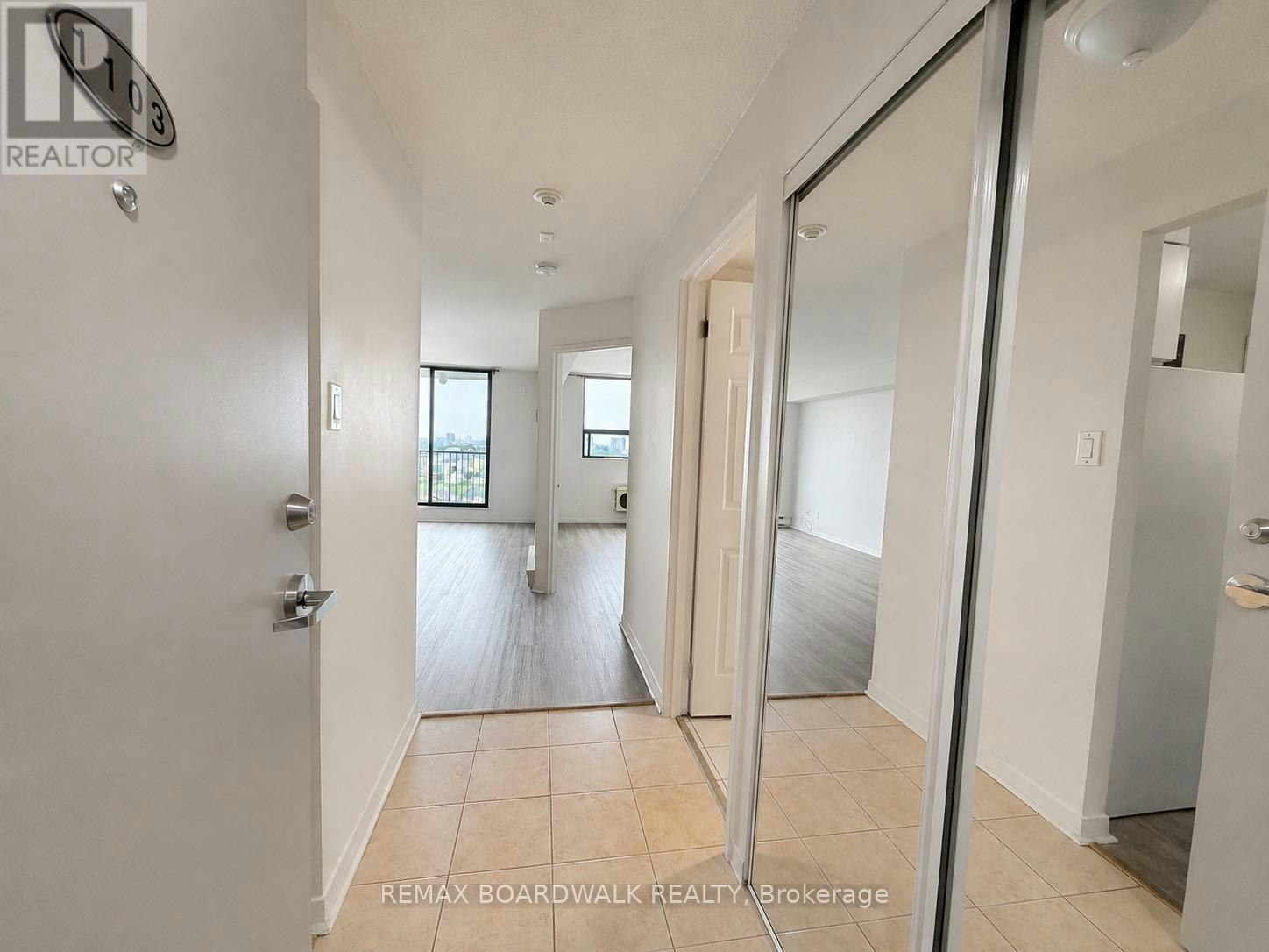 1103-1440 Heron Road, Ottawa, ON, K1V 0X2 - 8