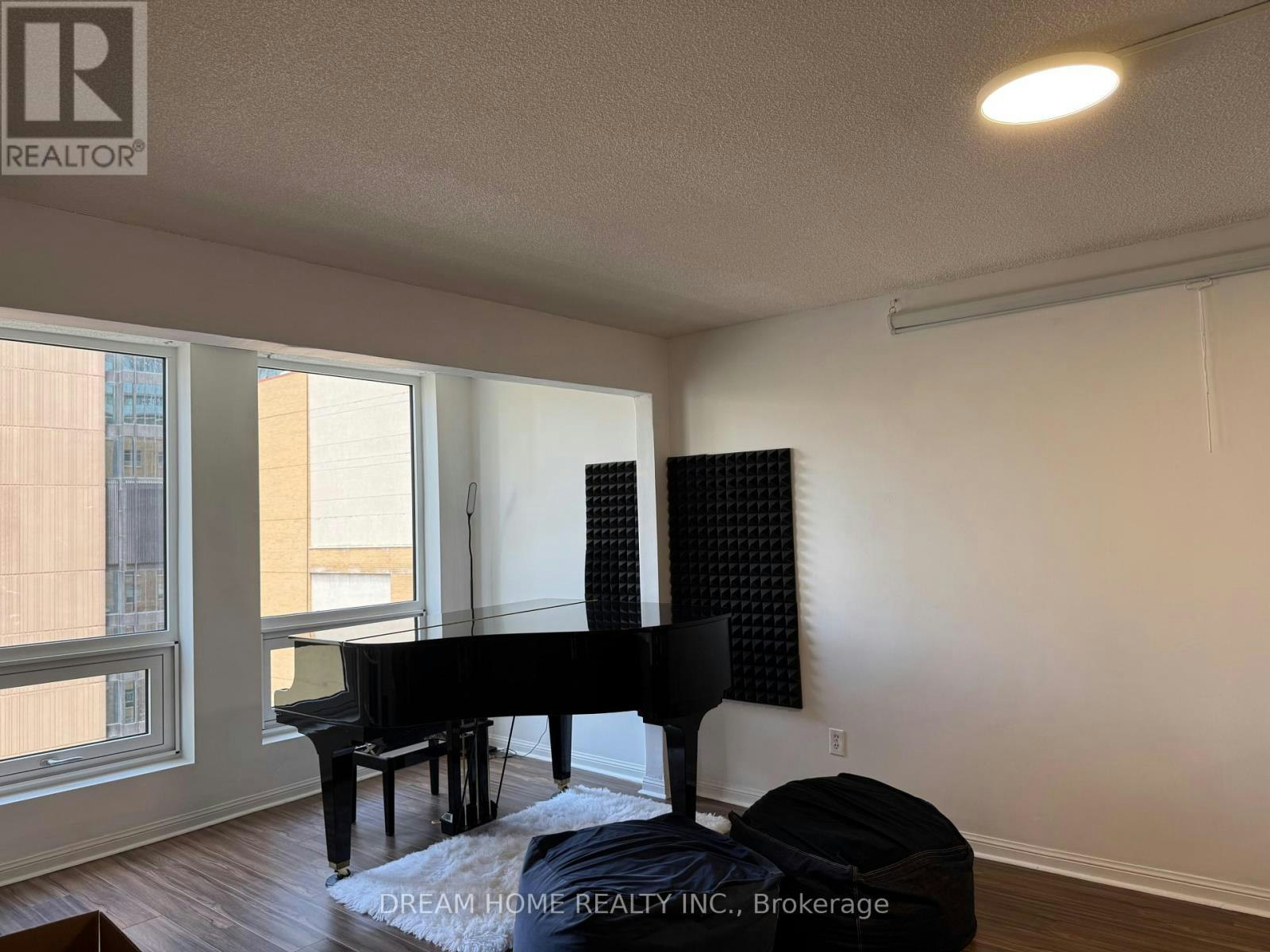 1201-25 Grenville Street, Toronto, ON, M4Y 2X5 - 3
