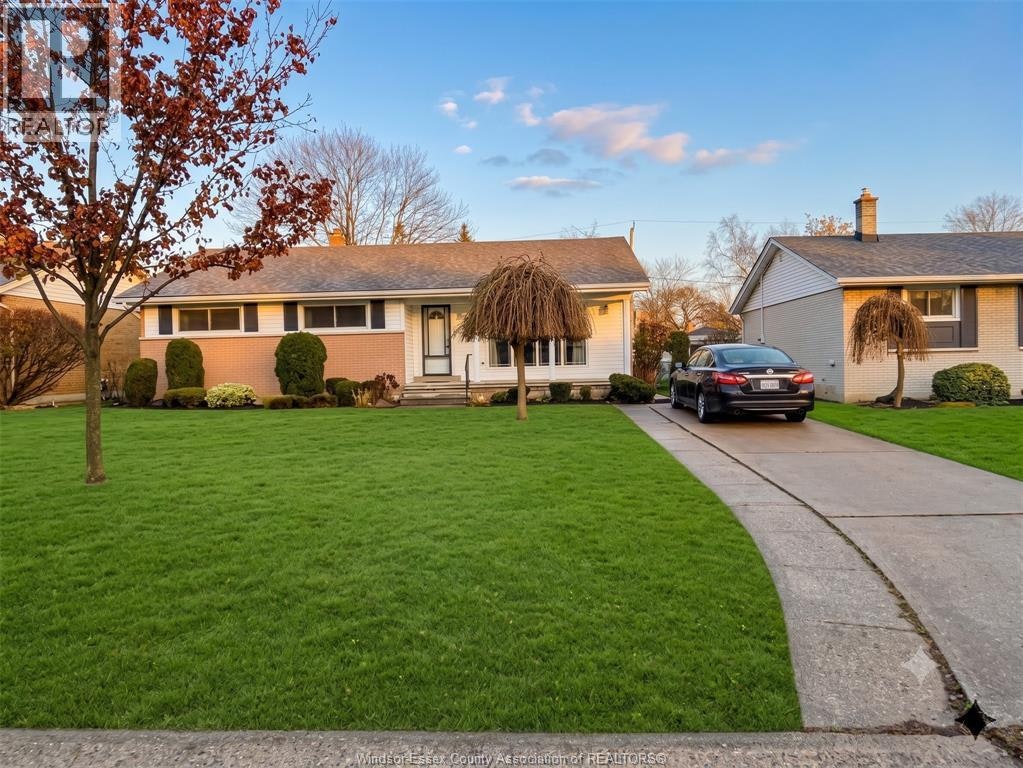 4071 Churchill Upper Drive, Windsor, ON, N9G 2E6