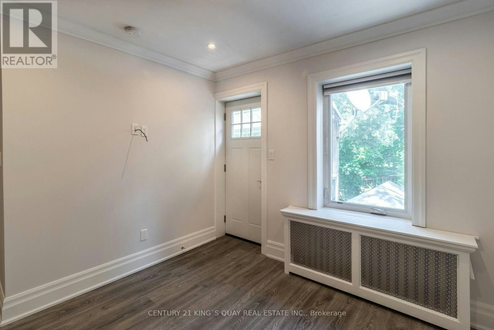 301 UPPER-301 Cleveland Street, Toronto, ON, M4S 2W7 - 13