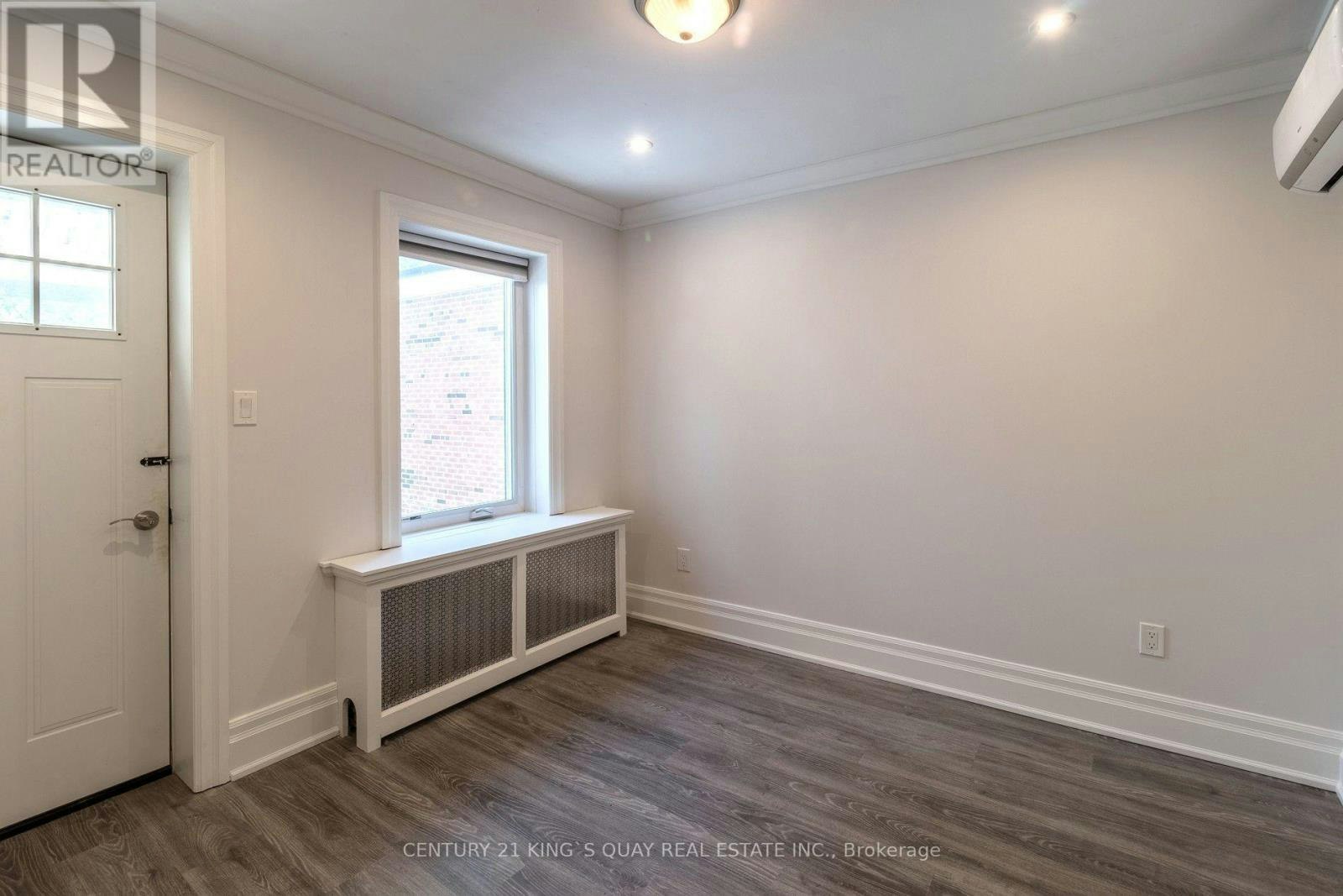 301 UPPER-301 Cleveland Street, Toronto, ON, M4S 2W7 - 12