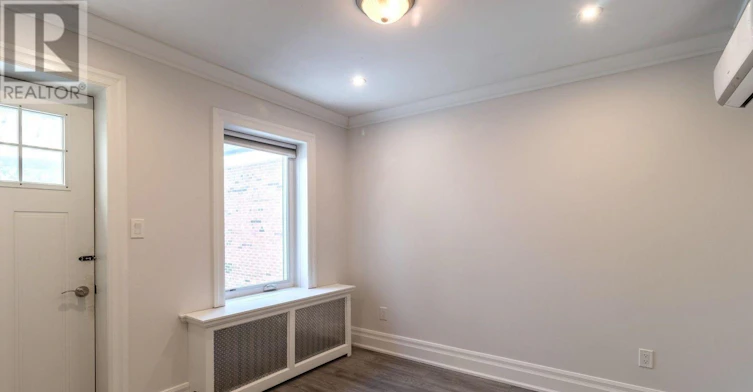 301 UPPER-301 Cleveland Street, Toronto, ON, M4S 2W7 - 12