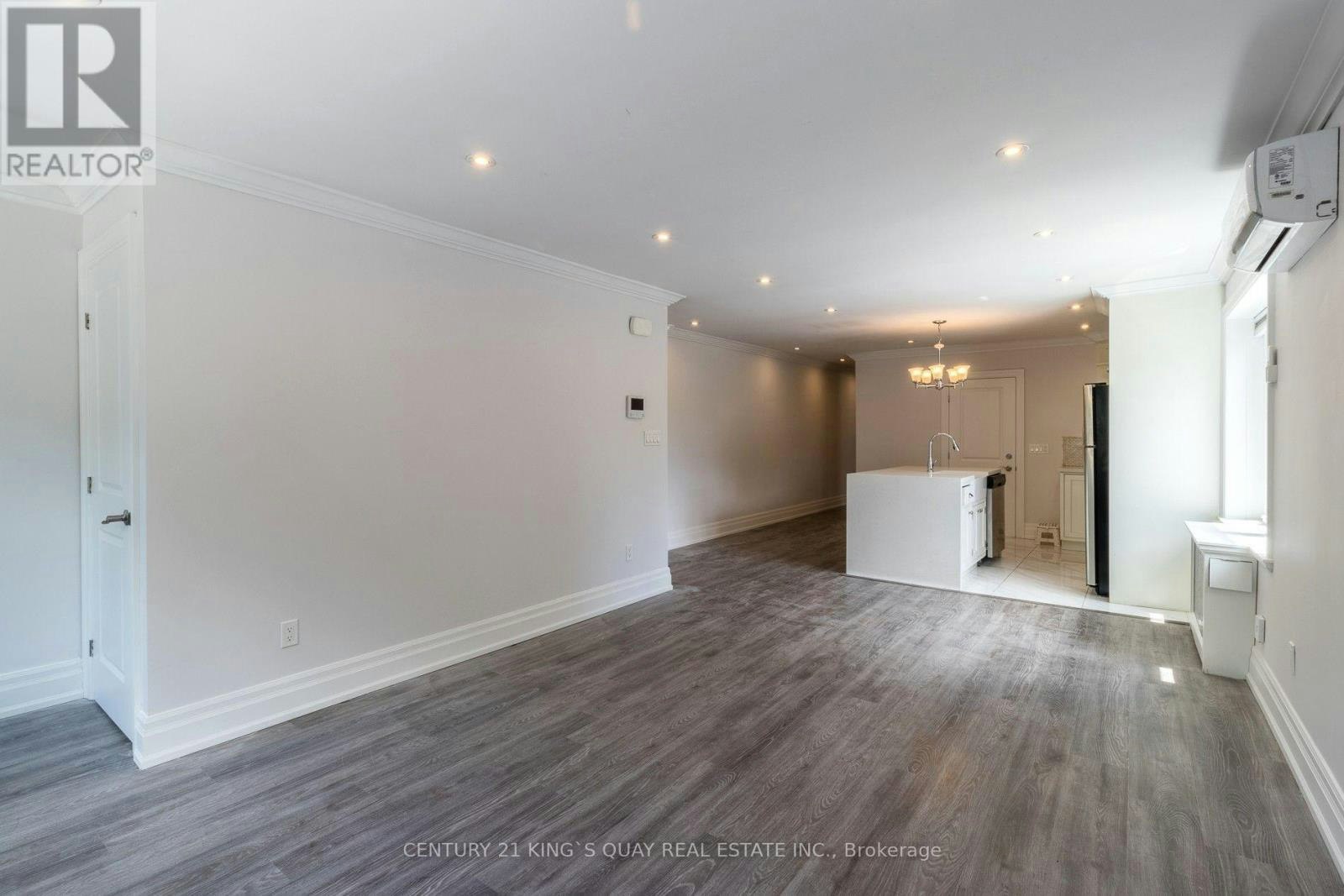 301 UPPER-301 Cleveland Street, Toronto, ON, M4S 2W7 - 3