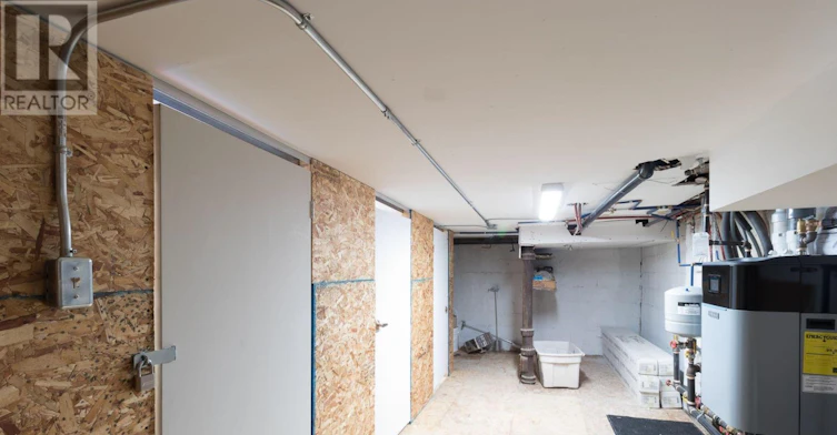 301 UPPER-301 Cleveland Street, Toronto, ON, M4S 2W7 - 18