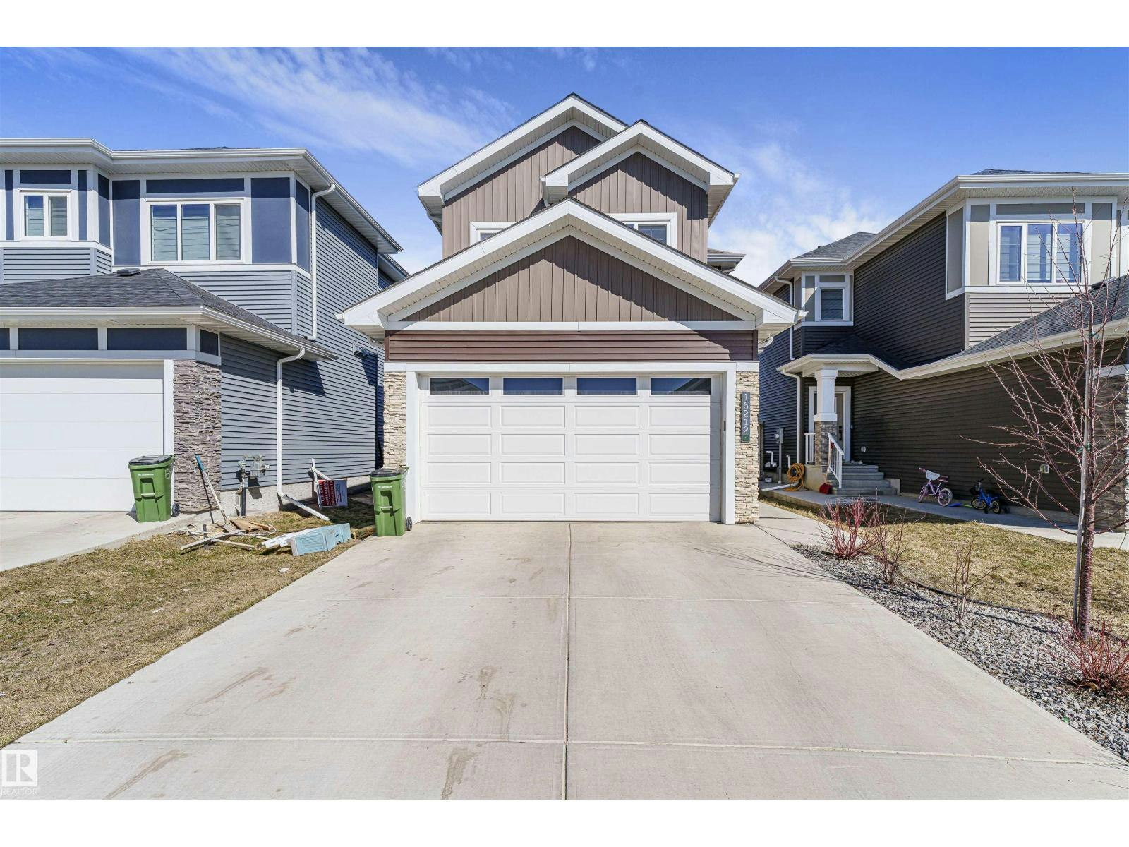 16212 32 Avenue SW, Edmonton, AB, T6W 4P2