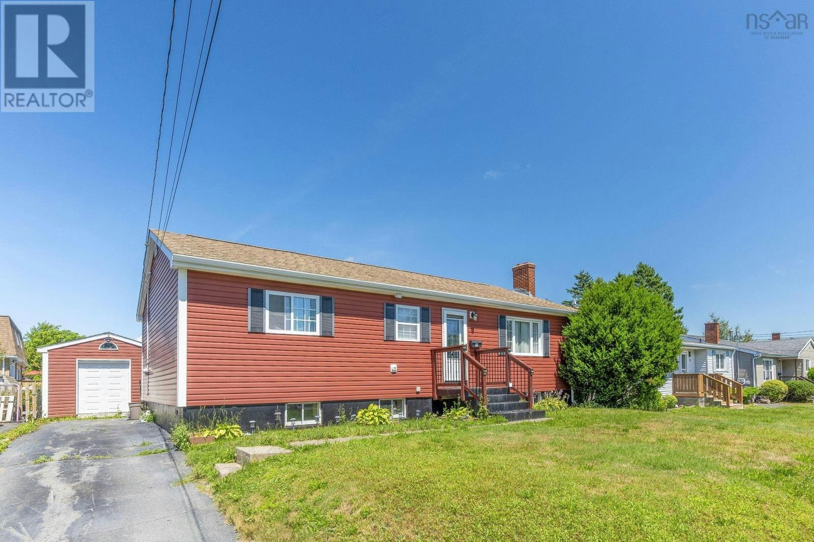 10 Westwood Drive, Dartmouth, NS, B2X 1Y4