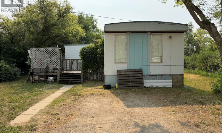 2 Prairie Sun Court