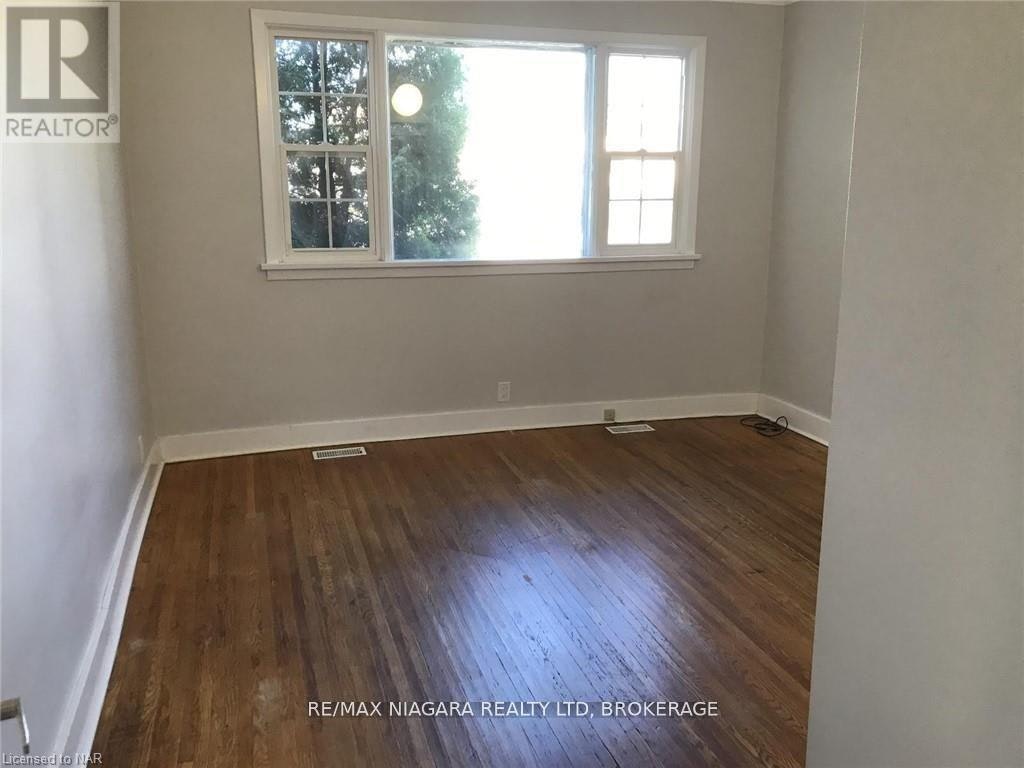 MAIN FLOOR-3 Greenlaw Place, St. Catharines, ON, L2R 4S5 - 6