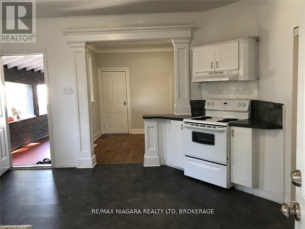 MAIN FLOOR-3 Greenlaw Place, St. Catharines, ON, L2R 4S5 - 3