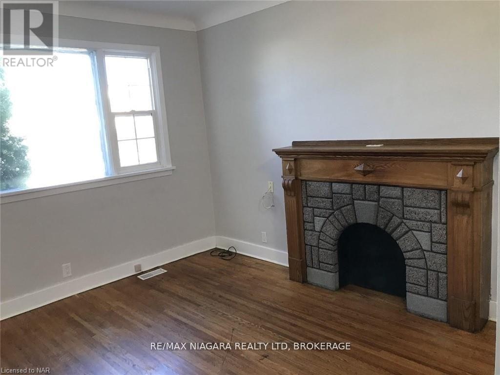 MAIN FLOOR-3 Greenlaw Place, St. Catharines, ON, L2R 4S5 - 5