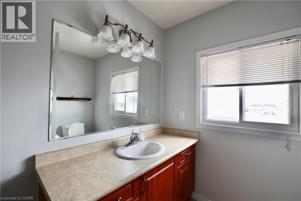 110 Iron Gate Street, Kitchener, ON, N2N 3R6 - 14