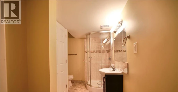 110 Iron Gate Street, Kitchener, ON, N2N 3R6 - 16