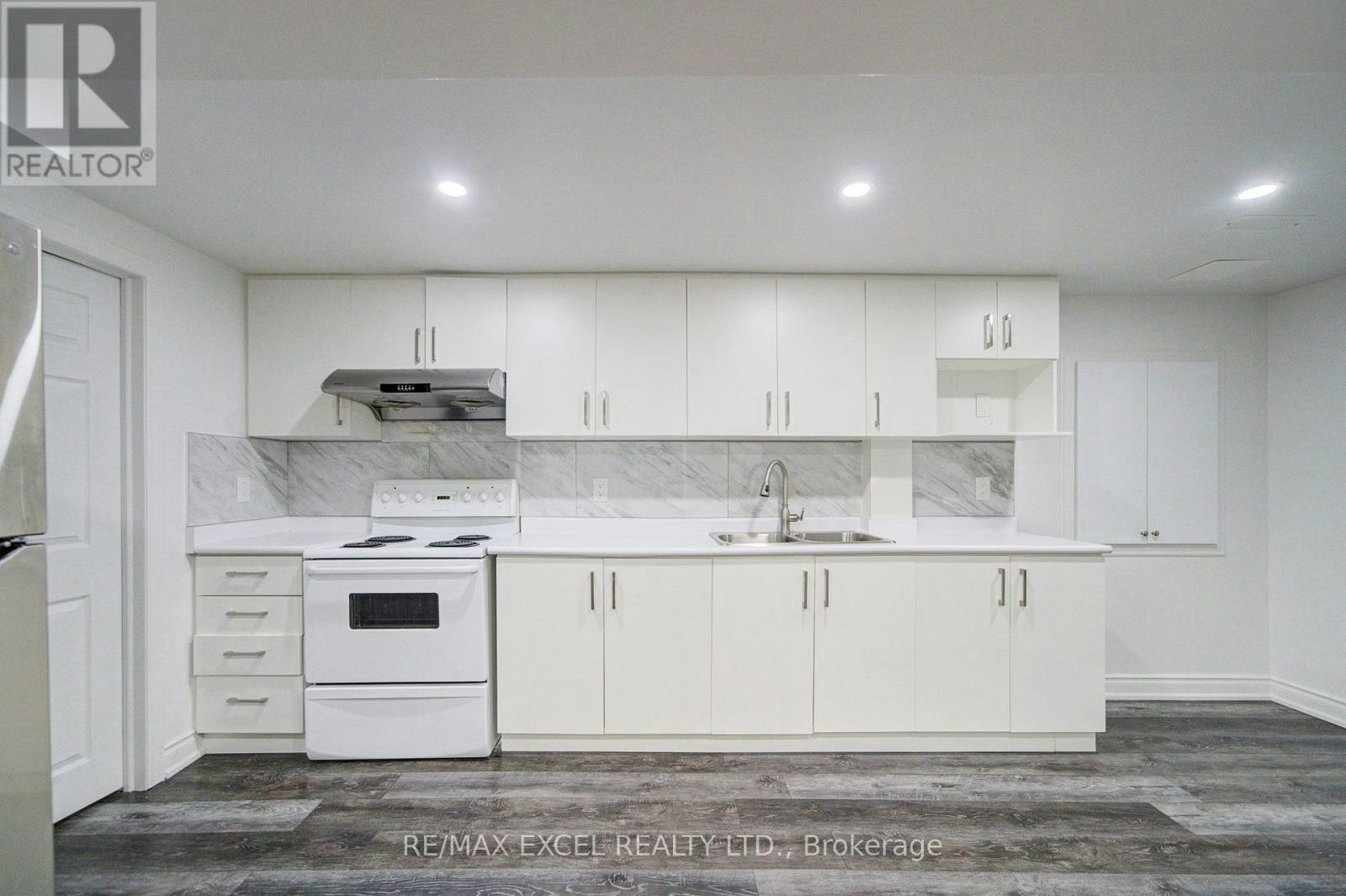BSMT-392 Elson Street, Markham, ON, L3S 4R9 - 7