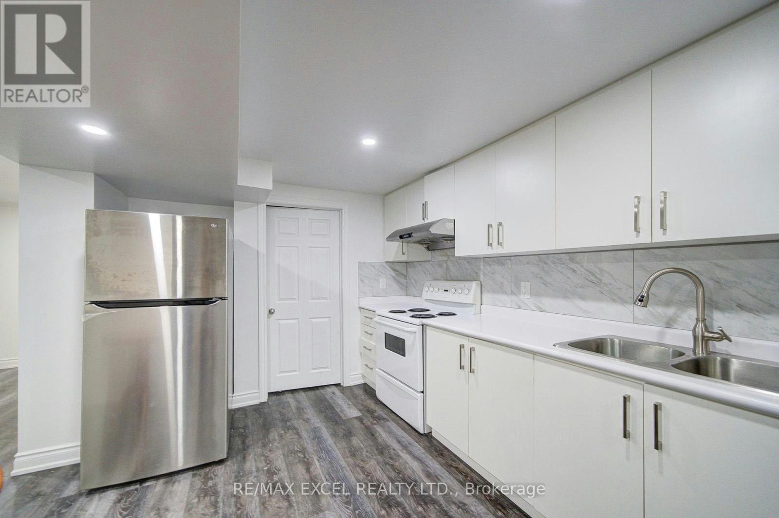 BSMT-392 Elson Street, Markham, ON, L3S 4R9 - 10