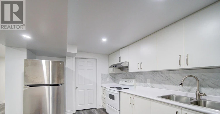 BSMT-392 Elson Street, Markham, ON, L3S 4R9 - 10