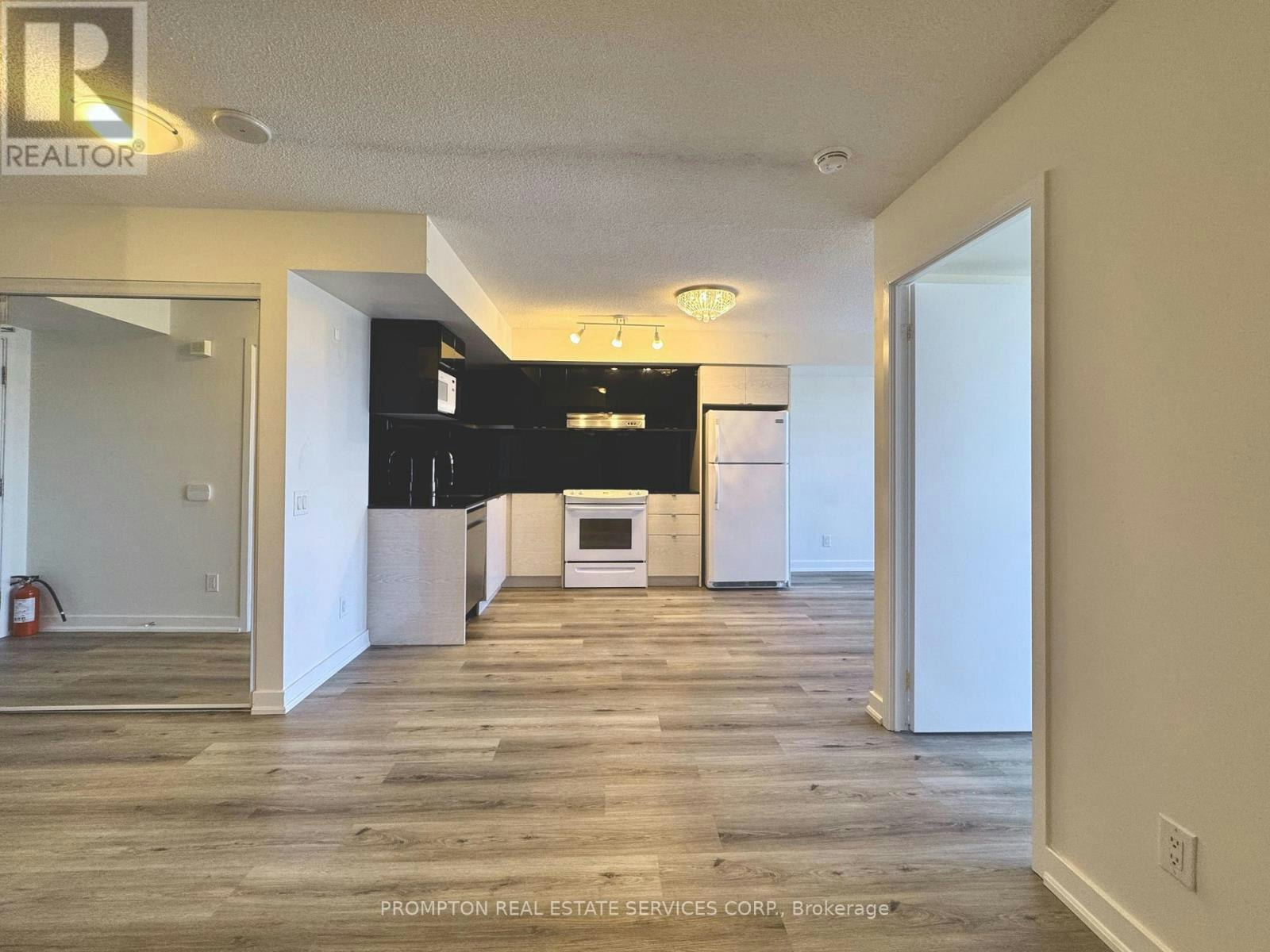 612-72 Esther Shiner Boulevard, Toronto, ON, M2K 0C4 - 6