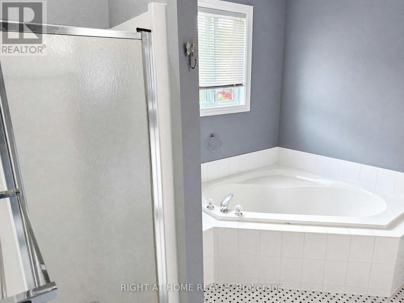 890 Guildwood Boulevard, London, ON, N6H 5S9 - 20