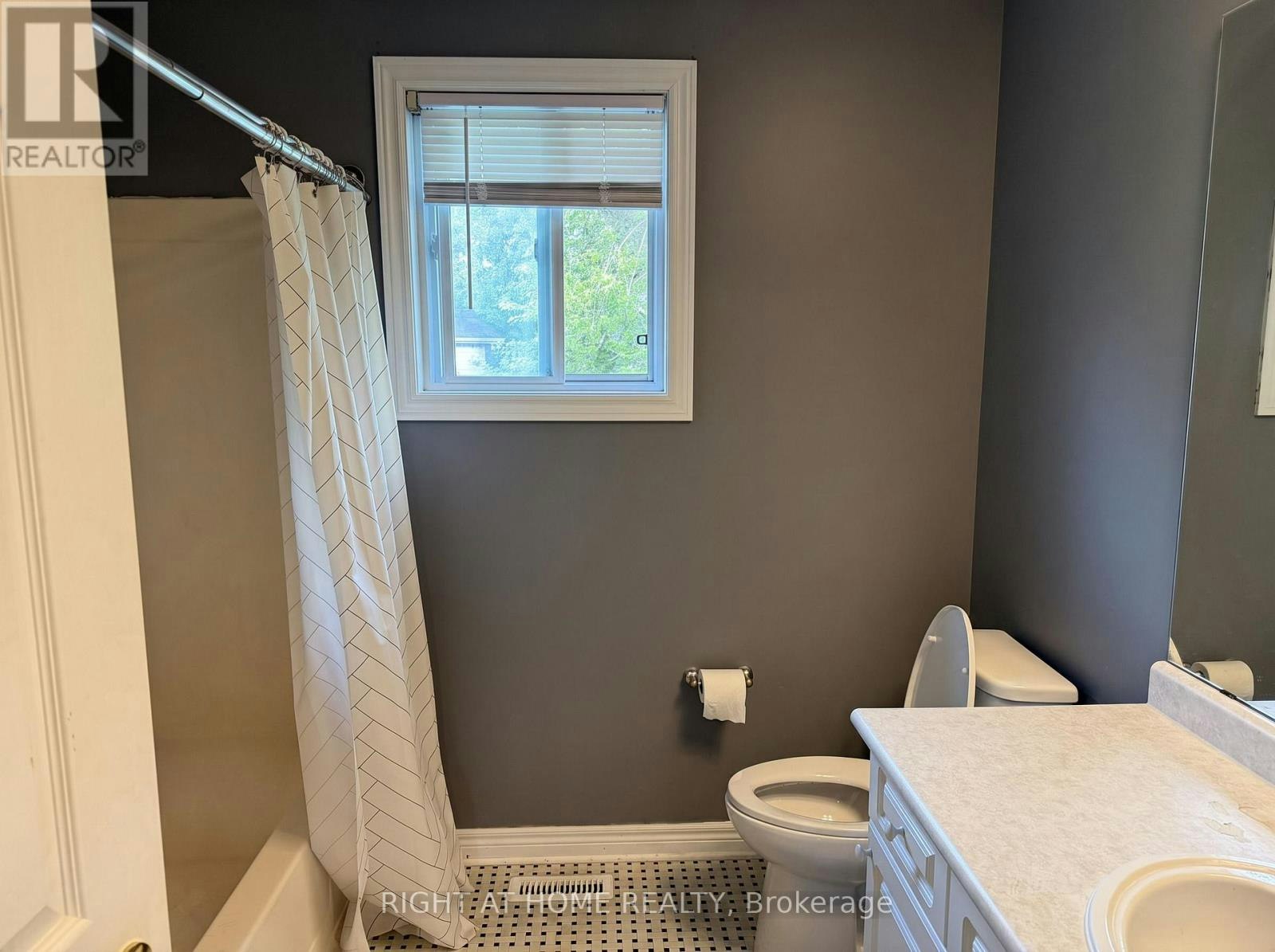 890 Guildwood Boulevard, London, ON, N6H 5S9 - 23