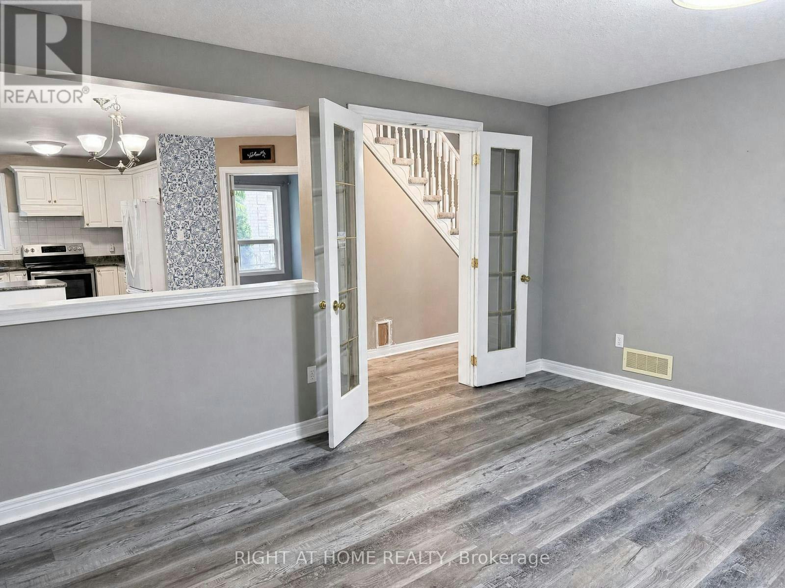 890 Guildwood Boulevard, London, ON, N6H 5S9 - 8