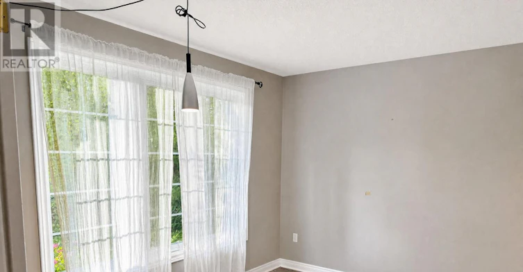 890 Guildwood Boulevard, London, ON, N6H 5S9 - 4