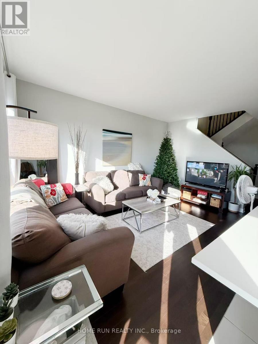 75 Aura Avenue, Ottawa, ON, K2J 6R8 - 10