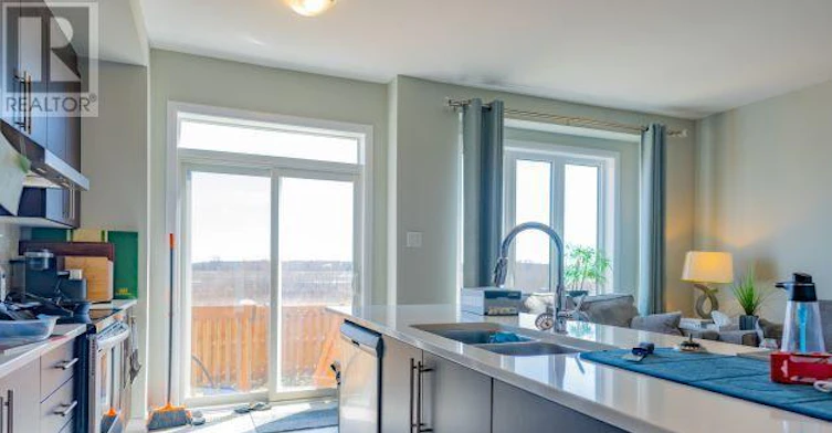 75 Aura Avenue, Ottawa, ON, K2J 6R8 - 5