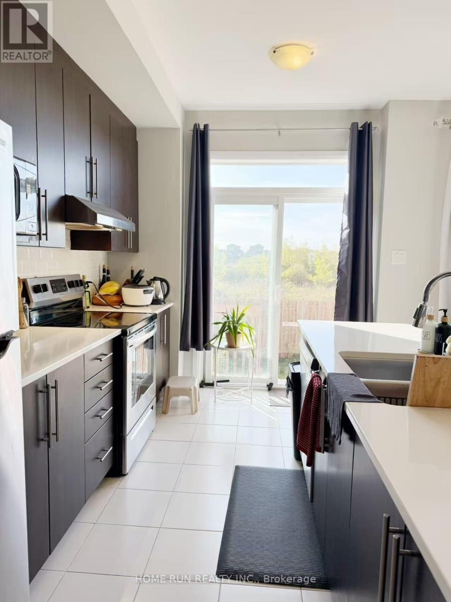 75 Aura Avenue, Ottawa, ON, K2J 6R8 - 6