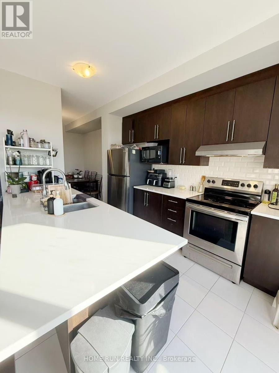 75 Aura Avenue, Ottawa, ON, K2J 6R8 - 9