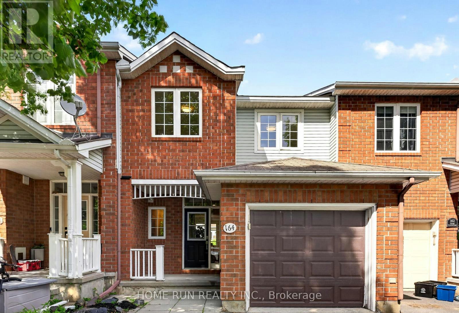 164 Gray Crescent, Ottawa, ON, K2K 3L9