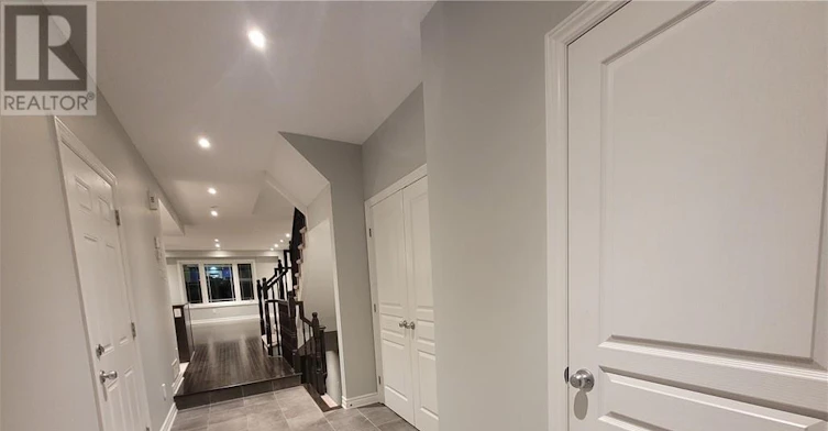 526 Barrick Hill Road, Ottawa, ON, K2M 0B5 - 4