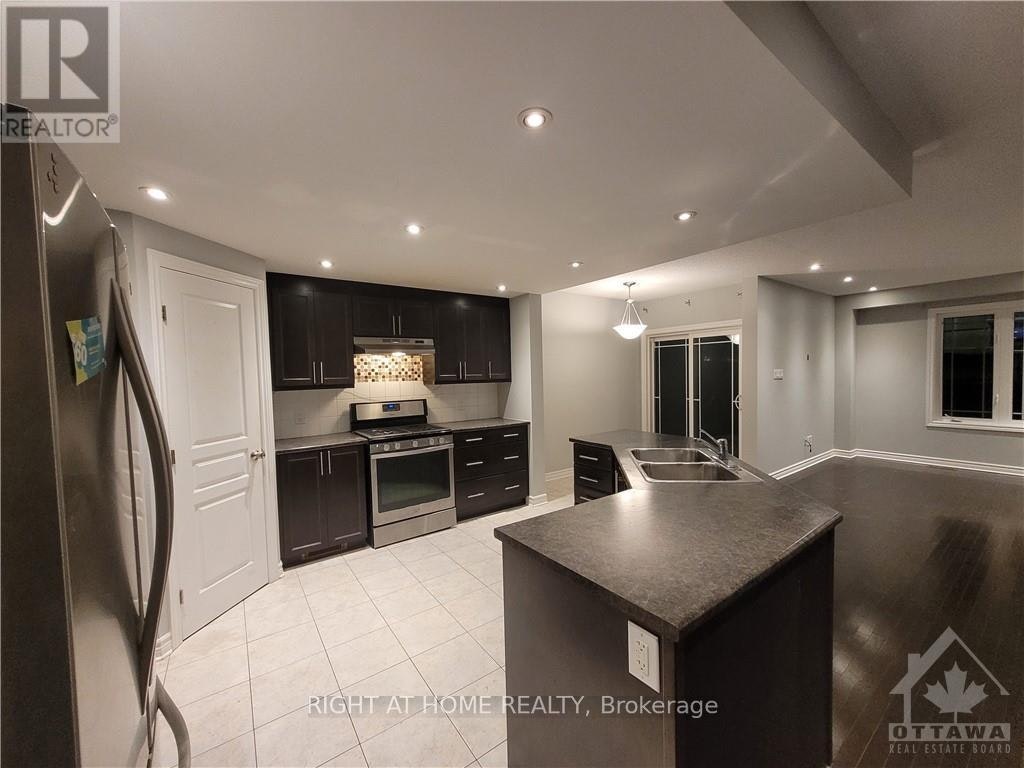 526 Barrick Hill Road, Ottawa, ON, K2M 0B5 - 5
