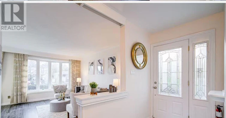 331 Elmwood Avenue, Richmond Hill, ON, L4C 1L7 - 3