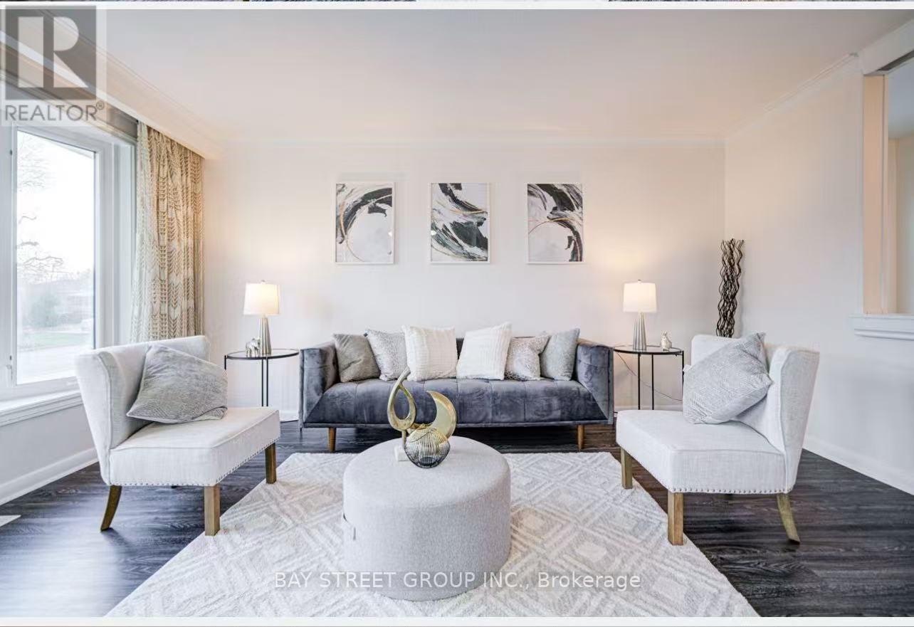 331 Elmwood Avenue, Richmond Hill, ON, L4C 1L7 - 5