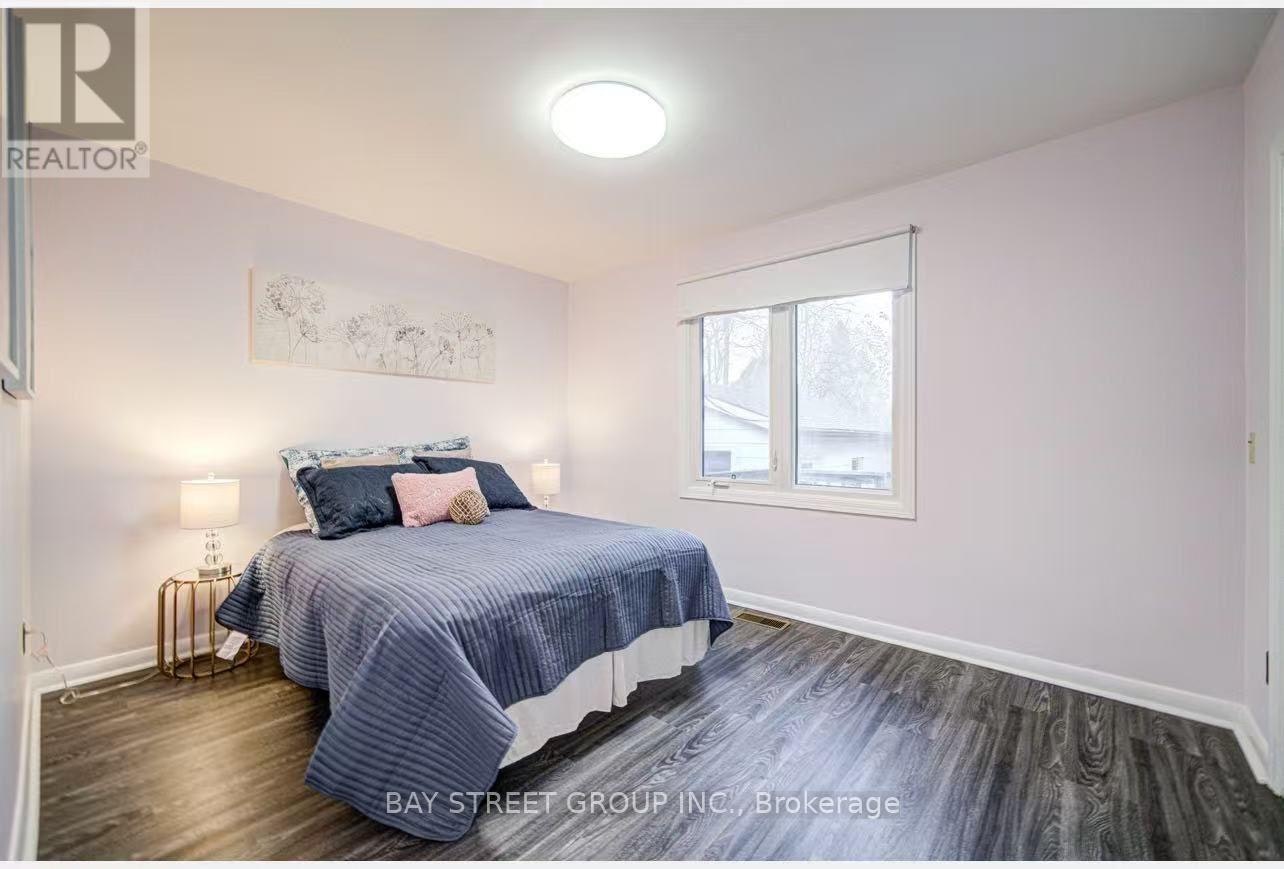331 Elmwood Avenue, Richmond Hill, ON, L4C 1L7 - 6