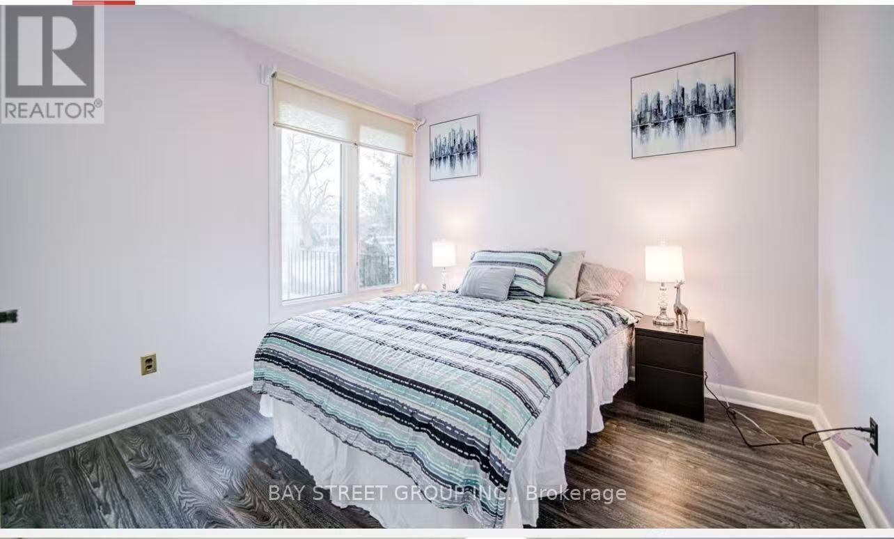 331 Elmwood Avenue, Richmond Hill, ON, L4C 1L7 - 8