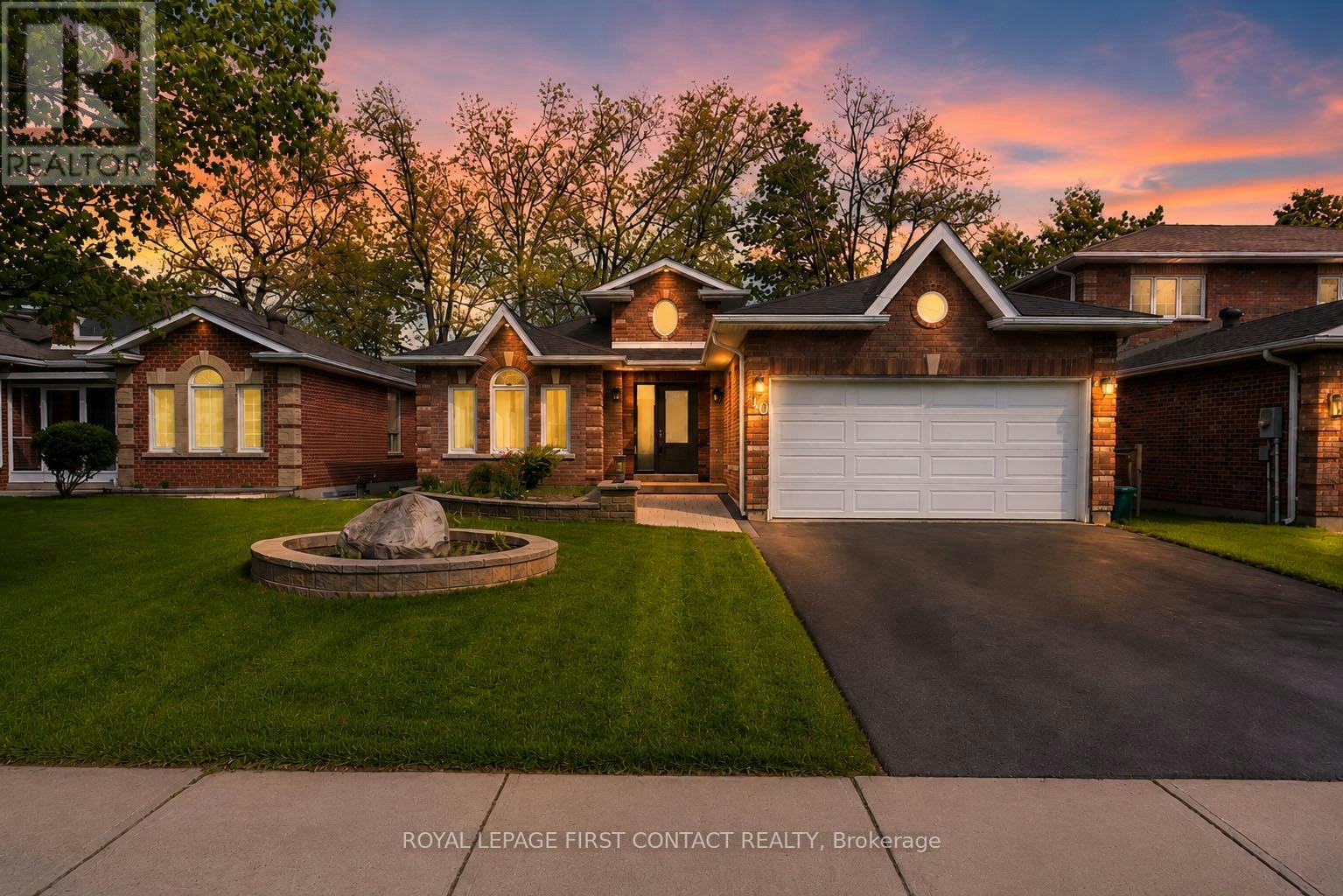 340 Livingstone Street W, Barrie, ON, L4N 7C5