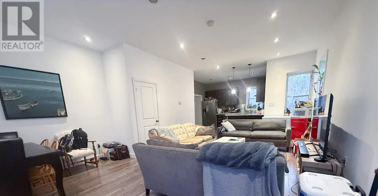 286 Hunter Street W, Hamilton, ON, L8P 1S3 - 4